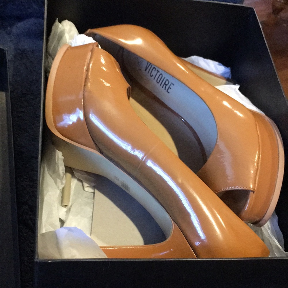 La victoire camel heels